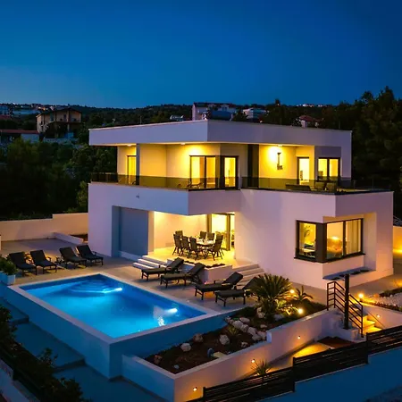 Villa Biser Mora